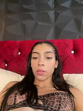 Snapshot of Ema_azel chatting on 12-31-24, 02:36 Ema azel online show from 12-31-24, 02:36