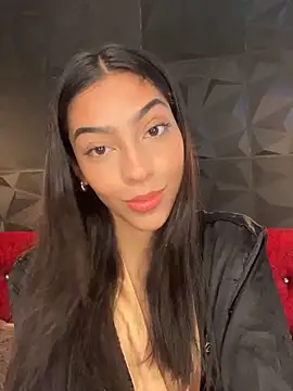 Snapshot of Ema_azel chatting on 02-08-25, 01:33 Ema azel online show from 02-08-25, 01:33