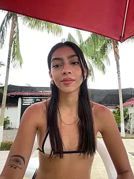 Snapshot of Ema_azel chatting on 02-21-25, 04:26 Ema azel online show from 02-21-25, 04:26