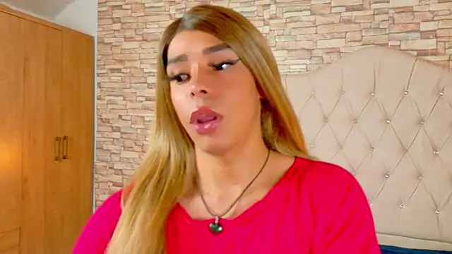 Giorgina Parado online show from 06-28-26, 09:37