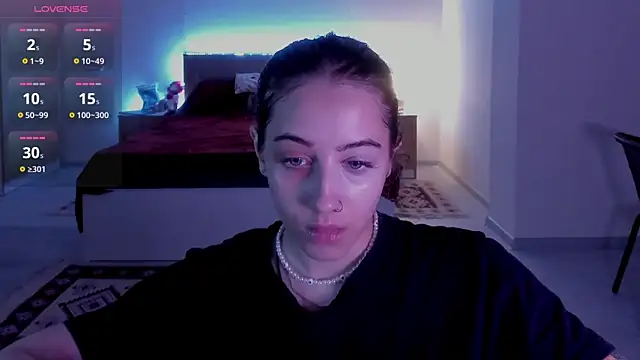 Snapshot of MelodyElf chatting on 07-31-26, 06:18 MelodyElf online show from 07-31-26, 06:18