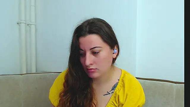 Helen Adams  online show from 12-06-24, 07:43