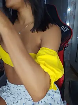 Snapshot of moreninhasilva chatting on 07-11-26, 12:46 moreninhasilva online show from 07-11-26, 12:46