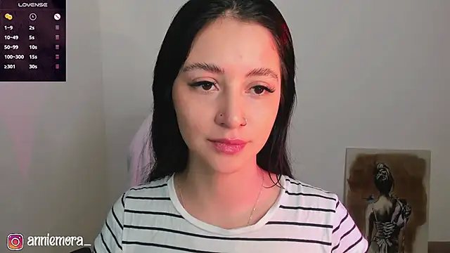 annie mora online show from 12-28-24, 01:18