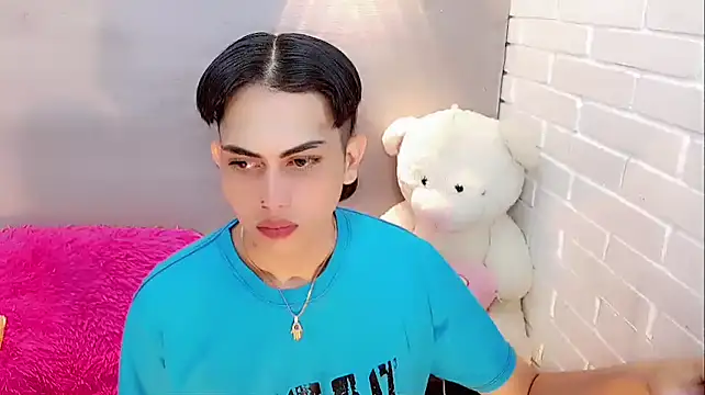 Daniela Pink  online show from 01-14-26, 07:41