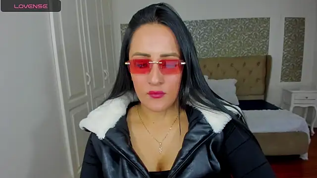 KimWessel  online show from 03-28-26, 07:57