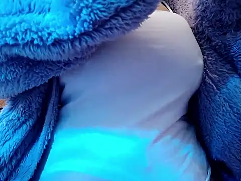 Snapshot of arabpuccy chatting on 02-07-26, 08:40 arabpuccy online show from 02-07-26, 08:40