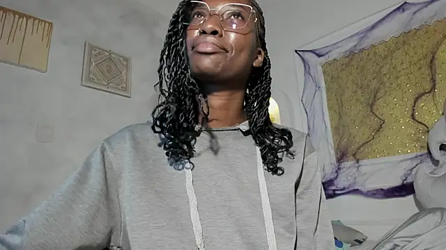 Tahira 21  online show from 10-27-25, 06:45