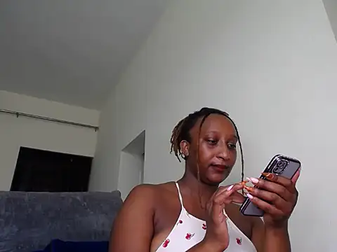 CarlaBeckky online show from 10-25-25, 04:46