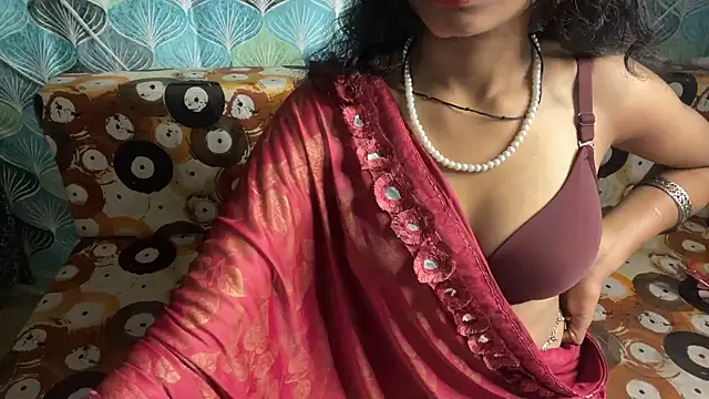 Snapshot of shuhana_ chatting on 12-20-25, 05:03 shuhana online show from 12-20-25, 05:03