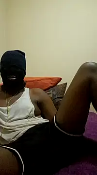 Snapshot of Gifttheskimaskboy chatting on 02-26-25, 08:22 Gifttheskimaskboy online show from 02-26-25, 08:22