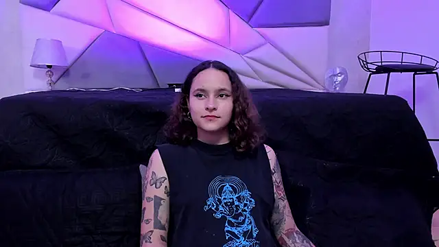 AnnyThompson  online show from 12-28-24, 01:08