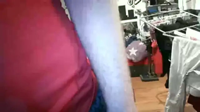 Snapshot of lukasdie chatting on 05-05-26, 05:10 lukasdie online show from 05-05-26, 05:10
