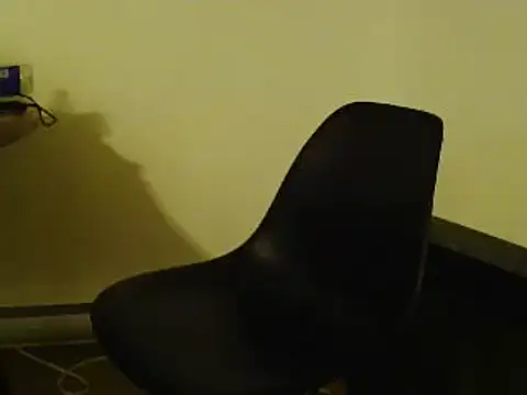 Snapshot of L0cKyseven77 chatting on 02-20-25, 04:39 L0cKyseven77 online show from 02-20-25, 04:39