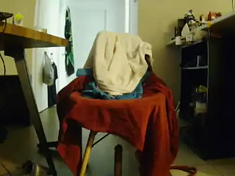 Snapshot of L0cKyseven77 chatting on 02-23-25, 05:56 L0cKyseven77 online show from 02-23-25, 05:56