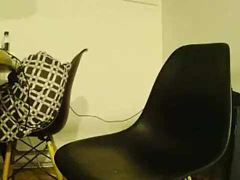 Snapshot of L0cKyseven77 chatting on 03-11-25, 03:48 L0cKyseven77 online show from 03-11-25, 03:48