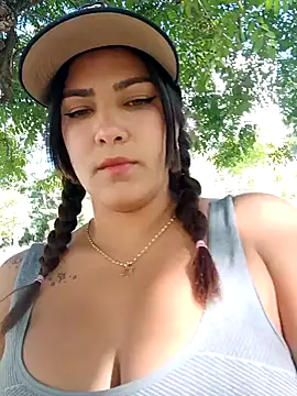 Snapshot of camiysebas21 chatting on 09-28-25, 07:52 camiysebas21 online show from 09-28-25, 07:52