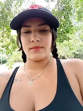 Snapshot of camiysebas21 chatting on 10-14-25, 06:09 camiysebas21 online show from 10-14-25, 06:09