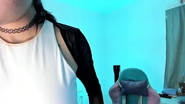 Snapshot of WandaDoll chatting on 03-11-25, 12:17 WandaDoll online show from 03-11-25, 12:17