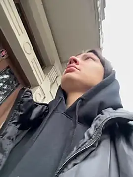 Snapshot of BabeRainbow chatting on 12-08-24, 09:24 BabeRainbow online show from 12-08-24, 09:24