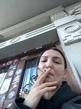 Snapshot of BabeRainbow chatting on 01-03-25, 12:30 BabeRainbow online show from 01-03-25, 12:30