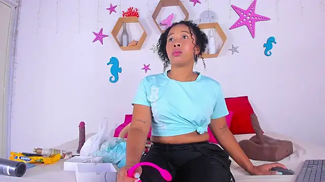 Tanissha curly online show from 09-18-25, 11:45