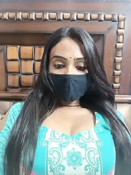 Snapshot of Yours-Bebo chatting on 06-20-26, 06:22 Yours-Bebo online show from 06-20-26, 06:22