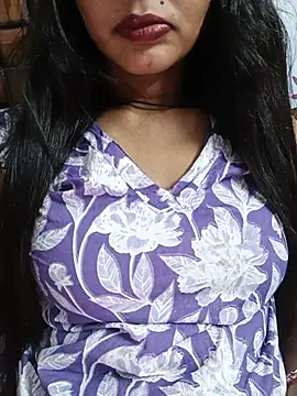 Snapshot of Yours-Bebo chatting on 06-29-26, 08:20 Yours-Bebo online show from 06-29-26, 08:20