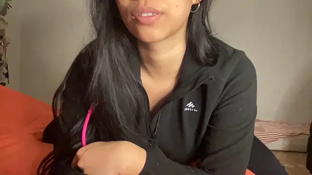 Dulce latingirl online show from 03-16-25, 09:47