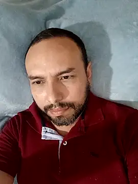 Snapshot of ElSunEagle chatting on 03-13-25, 05:00 ElSunEagle online show from 03-13-25, 05:00