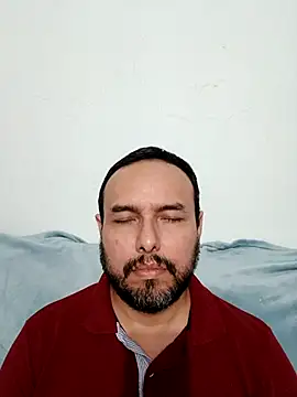 Snapshot of ElSunEagle chatting on 10-17-25, 02:59 ElSunEagle online show from 10-17-25, 02:59