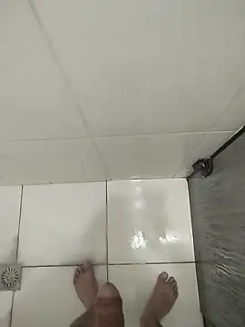 Snapshot of flavio81augusto chatting on 12-29-24, 02:21 flavio81augusto online show from 12-29-24, 02:21