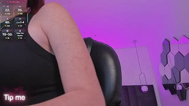 CorinneRusso online show from 01-17-26, 04:17