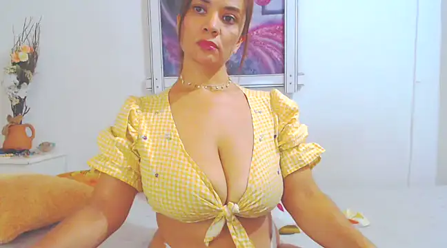 SoniaGresson online show from 03-08-25, 07:42