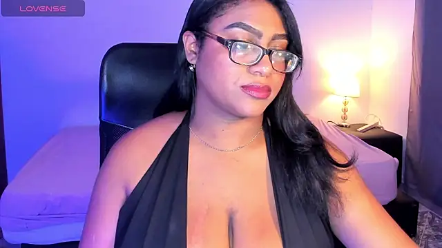 Snapshot of BlakmillerrGilson chatting on 04-18-26, 08:42 BlakmillerrGilson online show from 04-18-26, 08:42