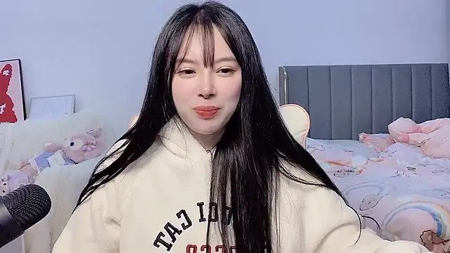 Snapshot of stellar-BB chatting on 12-08-24, 11:40 stellar-BB online show from 12-08-24, 11:40