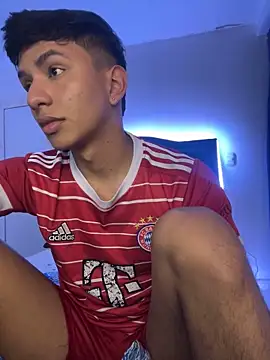 Snapshot of Leonarrrd_01 chatting on 01-30-25, 01:55 Leonarrrd 01 online show from 01-30-25, 01:55