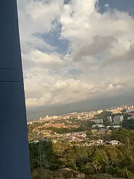 Snapshot of Leonarrrd_01 chatting on 02-08-25, 10:19 Leonarrrd 01 online show from 02-08-25, 10:19