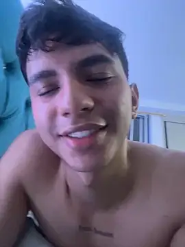 Snapshot of Leonarrrd_01 chatting on 03-17-25, 05:12 Leonarrrd 01 online show from 03-17-25, 05:12