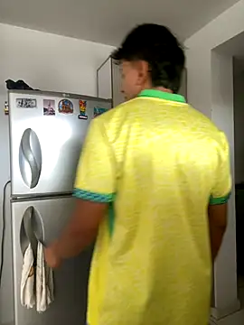 Snapshot of Leonarrrd_01 chatting on 10-03-25, 04:48 Leonarrrd 01 online show from 10-03-25, 04:48