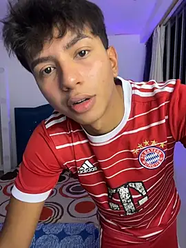 Snapshot of Leonarrrd_01 chatting on 10-16-25, 11:50 Leonarrrd 01 online show from 10-16-25, 11:50