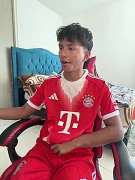 Leonarrrd 01 online show from 04-30-26, 05:08