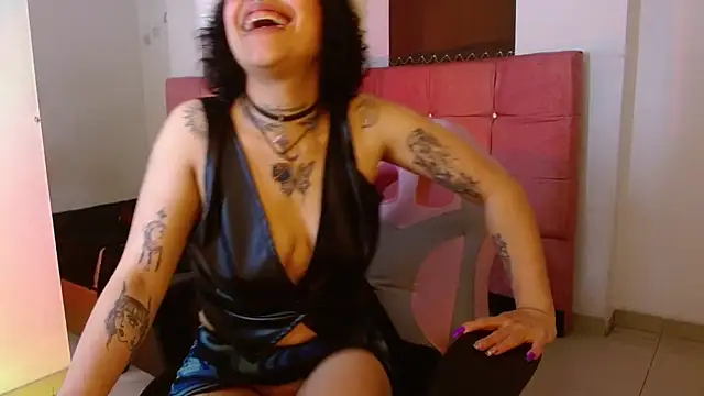 Snapshot of miahernadez303av chatting on 03-06-25, 08:52 miahernadez303av online show from 03-06-25, 08:52