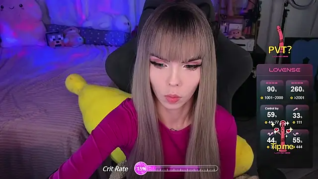 Snapshot of Kerry_Kirk chatting on 02-07-25, 08:42 Kerry Kirk online show from 02-07-25, 08:42