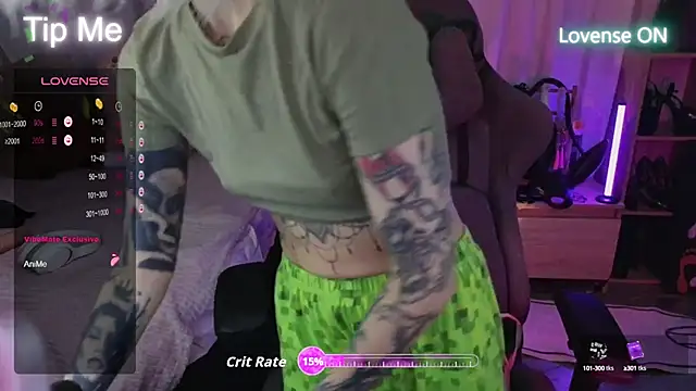 Snapshot of Kerry_Kirk chatting on 09-17-25, 09:27 Kerry Kirk online show from 09-17-25, 09:27