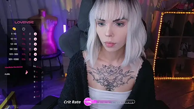 Snapshot of Kerry_Kirk chatting on 10-19-25, 07:14 Kerry Kirk online show from 10-19-25, 07:14