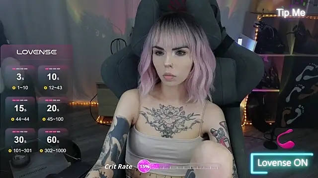 Snapshot of Kerry_Kirk chatting on 11-24-25, 10:42 Kerry Kirk online show from 11-24-25, 10:42