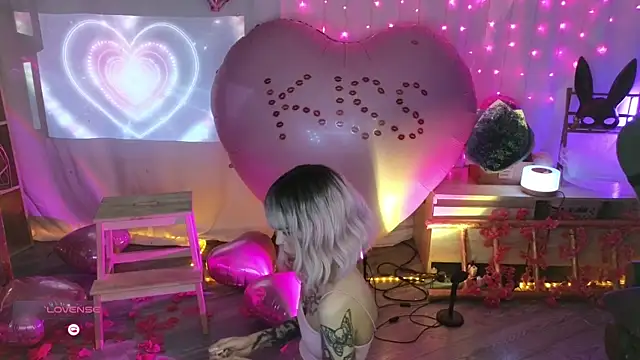 Kerry Kirk online show from 02-11-26, 10:04