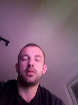 Snapshot of magicSeX4You chatting on 11-06-25, 10:10 magicSeX4You online show from 11-06-25, 10:10