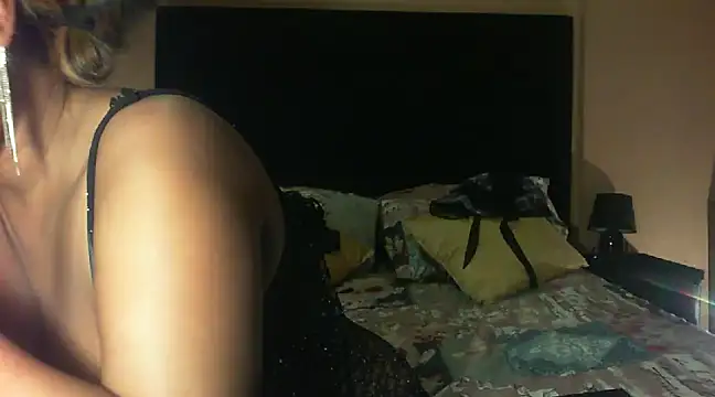 Snapshot of bustyfancybb chatting on 12-14-24, 02:01 bustyfancybb online show from 12-14-24, 02:01